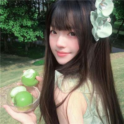 它在身后